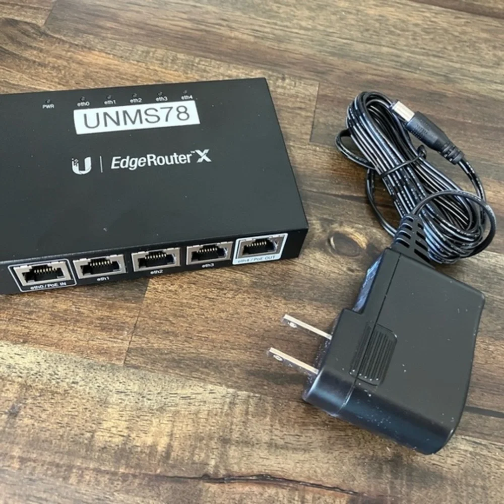Ubiquiti Edge Router - Picture 2 of 4